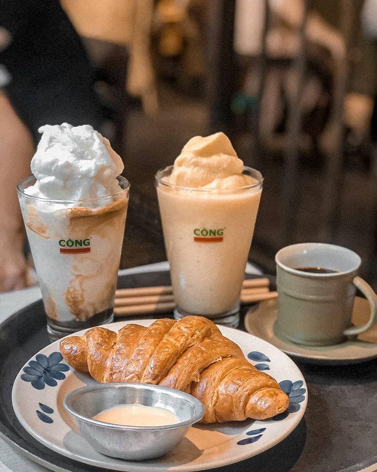 Capture the nostalgic charm of Hanoi’s retro coffee gem
